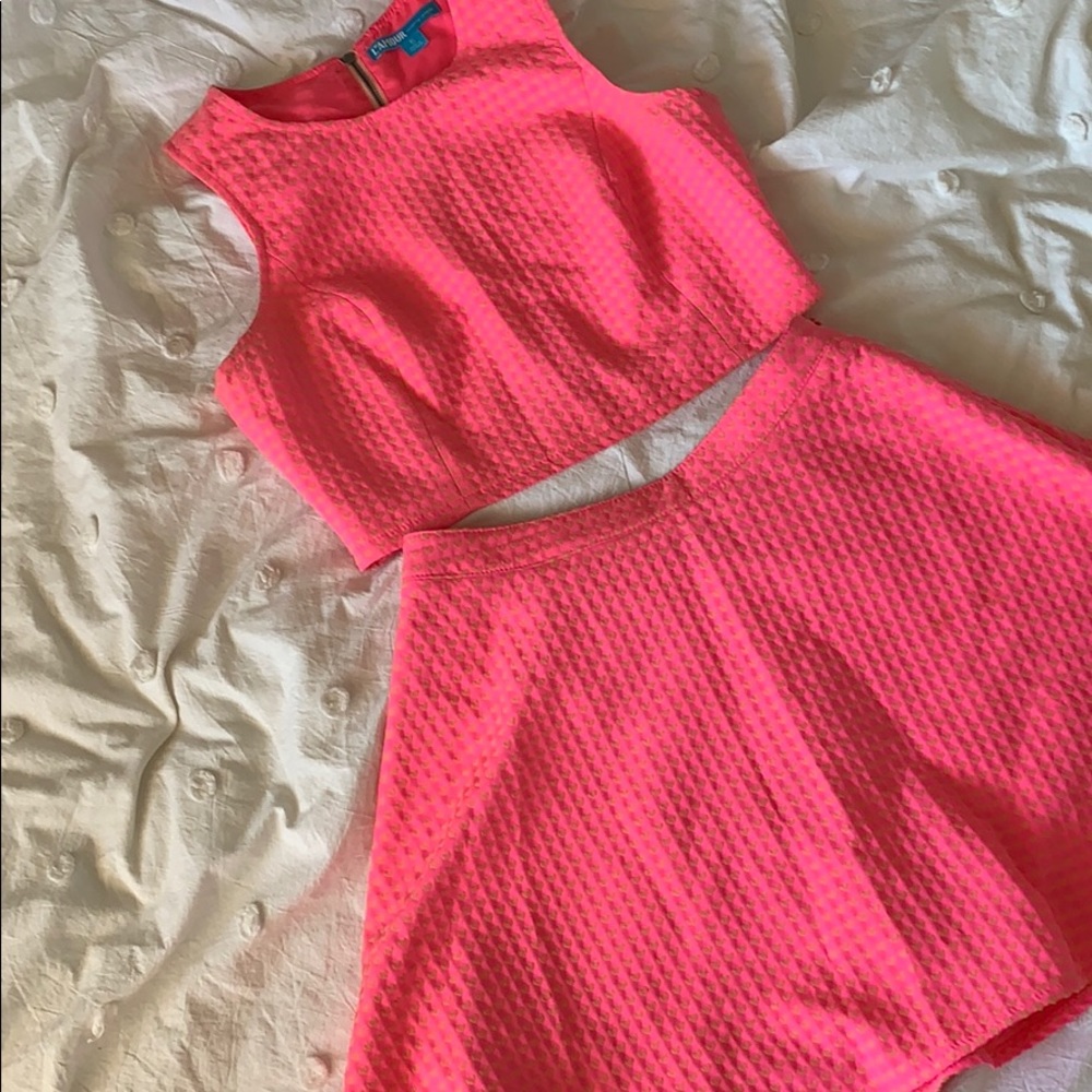 2 Piece Set - image 1